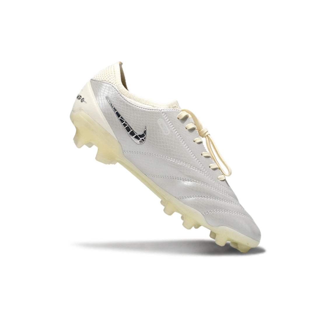 تيمبو ليجيند 10 لوكس إيليت وايت - FG