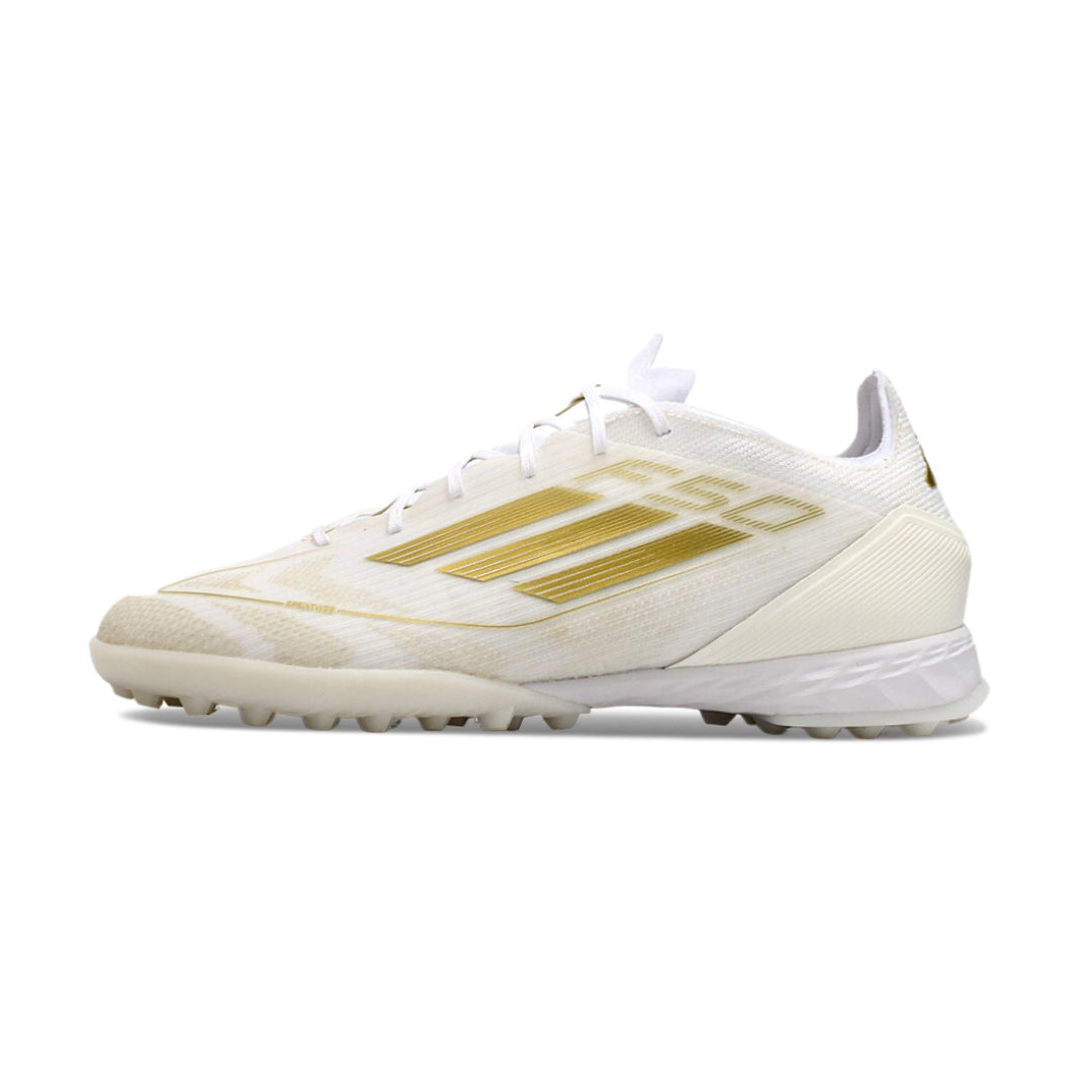 F50 Elite أبيض/ذهبي - TF