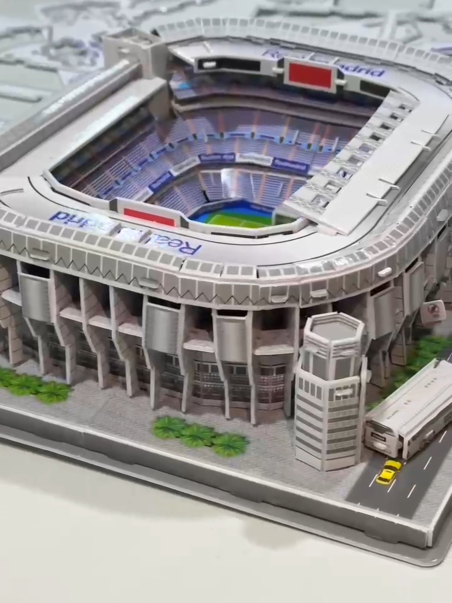 Large Santiago Bernabéu - Real Madrid (101 pcs) 3D Stadium