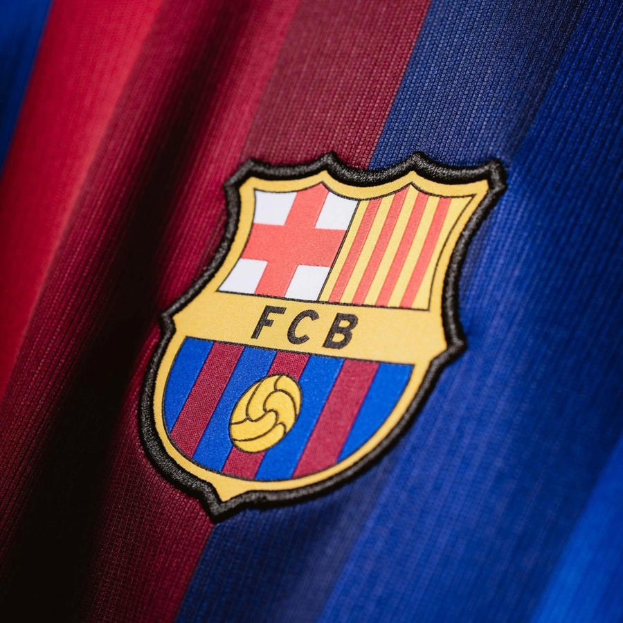 The crest (fan version)