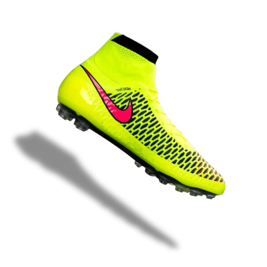 Magista Obra 'Volt Hyper Punch' - FG